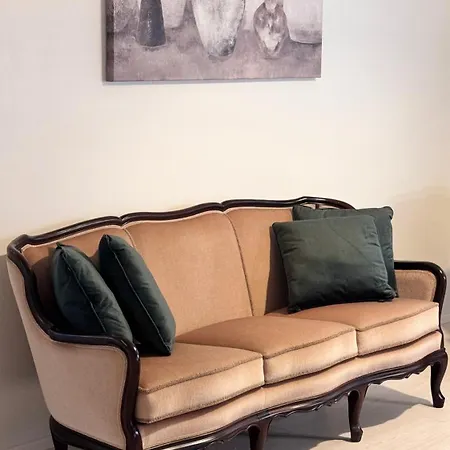 Apartment Luxe, By Ilona