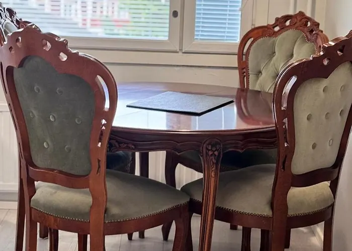 Luxe, By Ilona * Kotka