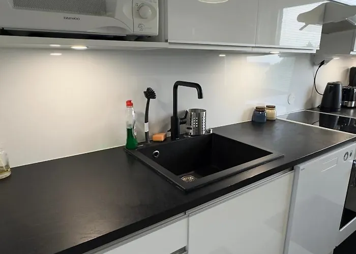 Luxe, By Ilona Kotka